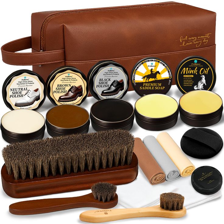 Shoe cleaning brush kit
